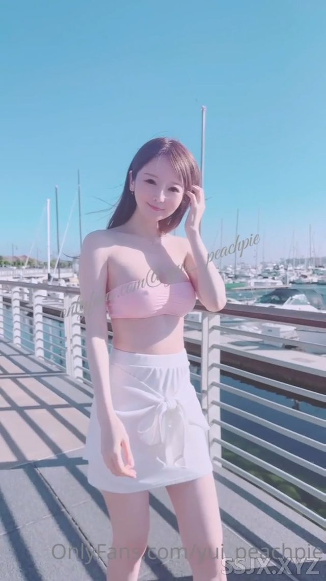 [8V/506M]Yui_Peachpie - 日本大眼萌妹 清纯大胸美女户外露出 脸穴同框，花样情趣道具自慰，淫水泛滥 第一弹