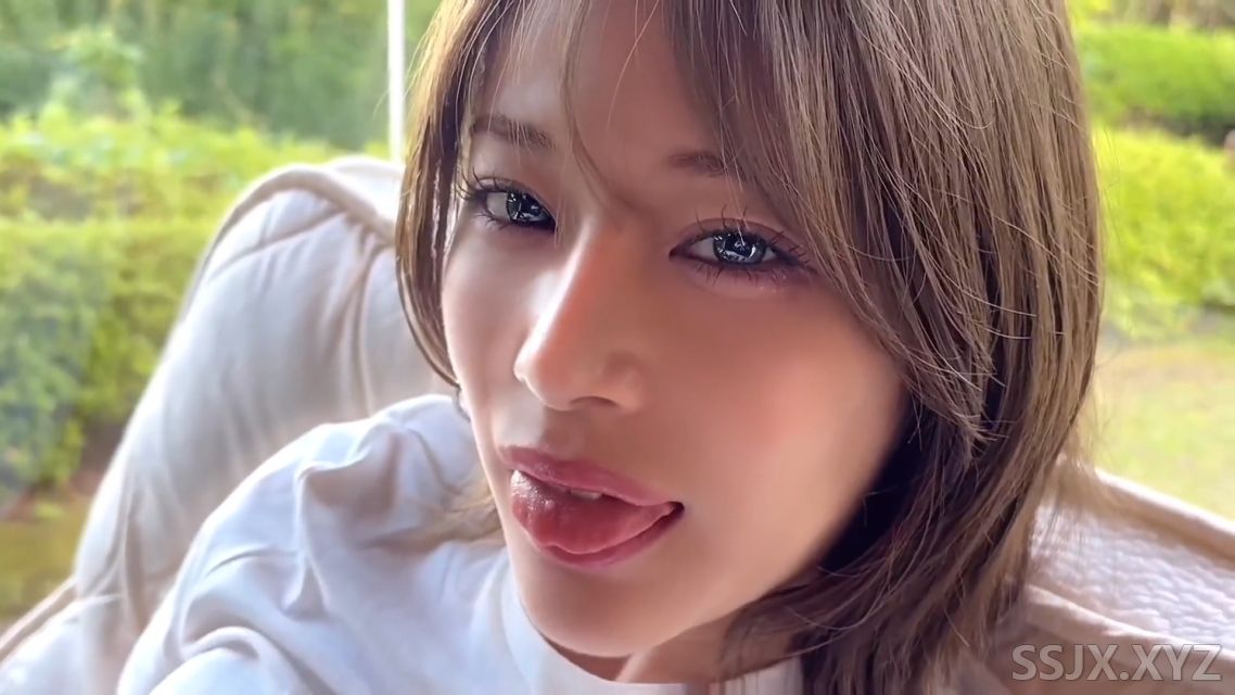 [1V/1.02G]Ycancan - 绝世美少女 清晨落地窗前啪啪 完美露脸